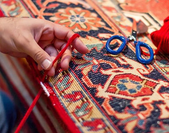 خدمات تخصصی و حرفه ای رفوی فرش در قالیشویی شمیران نو